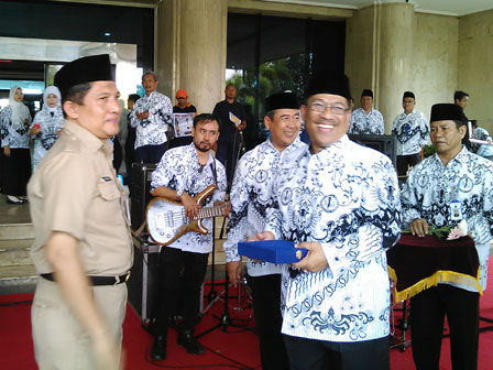 Pencarian PGRI Sleman - Persatuan Guru Republik Indonesia Cabang Kabupaten Sleman